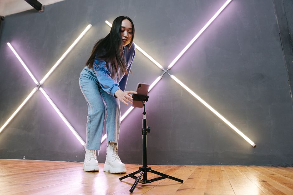 Kiếm tiền từ TikTok 2026 cho người mới: 6 cách thực tế
